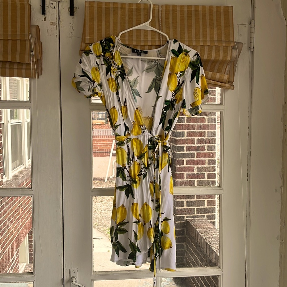 A La Tart White and Yellow Lemon Print Wrap Dress